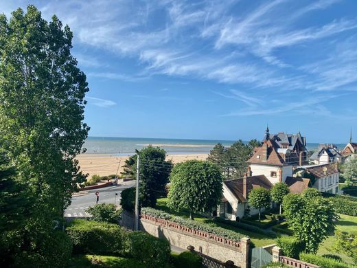 Apartment in Houlgate, Calvados