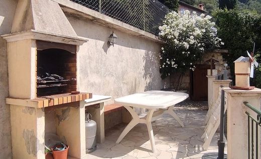 Luksusowy dom w Tourrette-Levens, Alpes-Maritimes