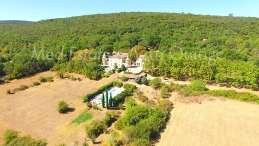 Zamek w Montmeyan, Var