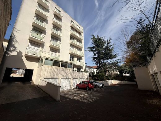 Apartment in Clamart, Hauts-de-Seine
