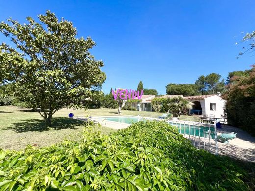 Villa en Brignoles, Var