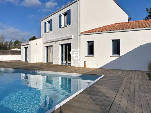 豪宅  Saint-Jean-de-Monts, Vendée