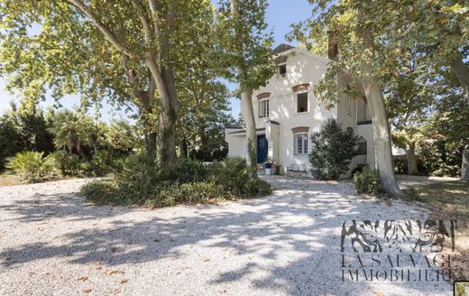 Luxury home in Espira-de-l'Agly, Pyrénées-Orientales
