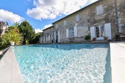 Luksusowy dom w Saint-Michel-de-Fronsac, Gironde