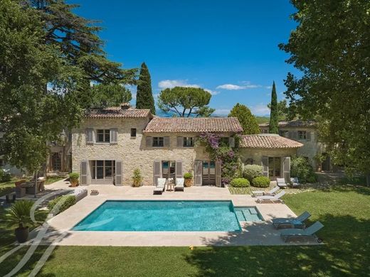 Luxe woning in Mougins, Alpes-Maritimes