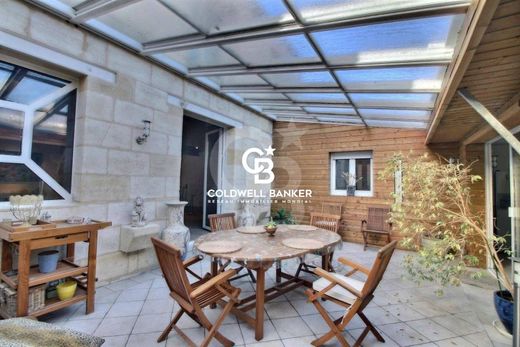 Edificio en Libourne, Gironda