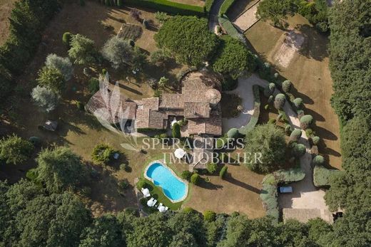 Villa en Saint-Vallier-de-Thiey, Alpes Marítimos