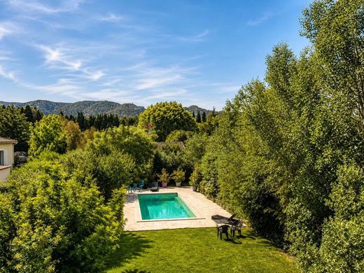 Casa de lujo en Saint-Rémy-de-Provence, Bocas del Ródano