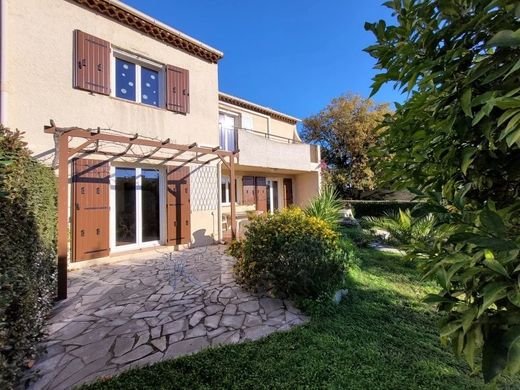 Luxus-Haus in Grasse, Alpes-Maritimes