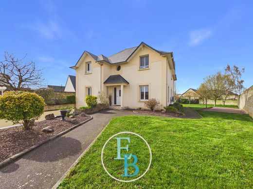 Luxury home in Escoville, Calvados