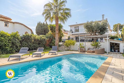 Luxury home in Cagnes-sur-Mer, Alpes-Maritimes