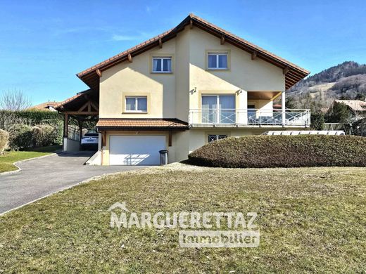 Luxe woning in Viuz-en-Sallaz, Haute-Savoie