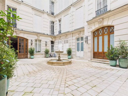 Piso / Apartamento en Champs-Elysées, Madeleine, Triangle d’or, Paris