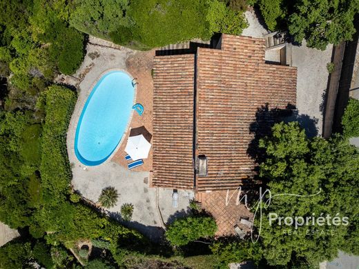 Luxury home in Rayol-Canadel-sur-Mer, Var