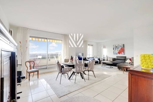 Apartment / Etagenwohnung in Nogent-sur-Marne, Val-de-Marne