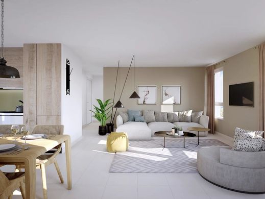 Apartment in Maisons-Alfort, Val-de-Marne
