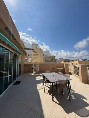 Penthouse w Imsida, L-Imsida