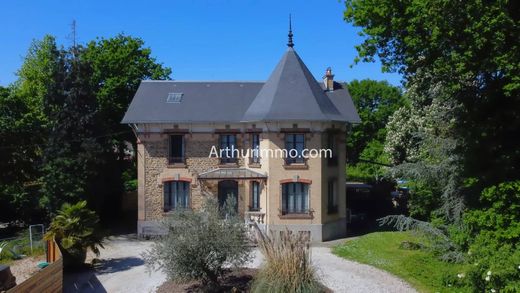Luxury home in Lésigny, Seine-et-Marne