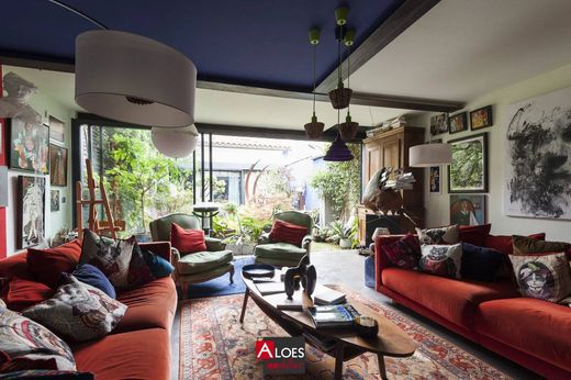 Элитный дом, Aigues-Mortes, Gard