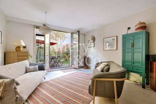 サルペトリエール、ビュット・ オ・ カイユ、クルールバルブ, Parisの高級住宅