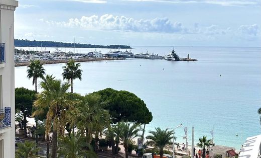 아파트 / 칸, Alpes-Maritimes