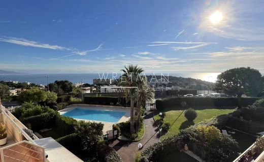 Apartment / Etagenwohnung in Roquebrune-Cap-Martin, Alpes-Maritimes