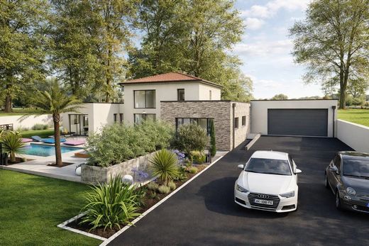 Luxury home in La Fouillouse, Loire
