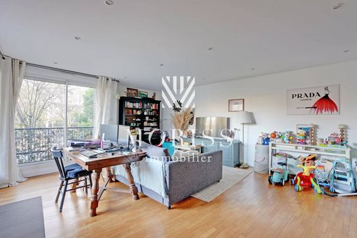 Apartment in Courbevoie, Hauts-de-Seine