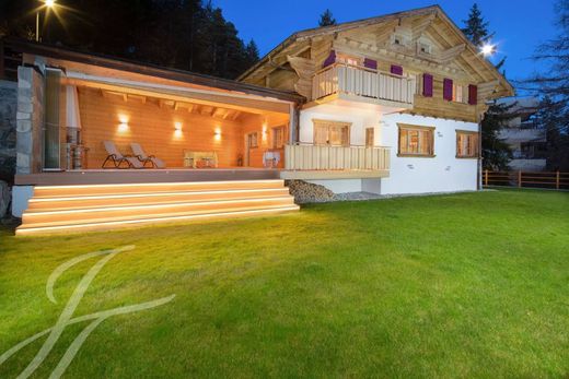 Chalet in Crans-Montana, Sierre District