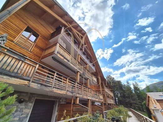 Daire Saint-Étienne-de-Tinée, Alpes-Maritimes