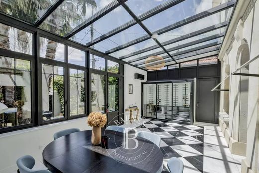 Luksusowy dom w Le Bouscat, Gironde