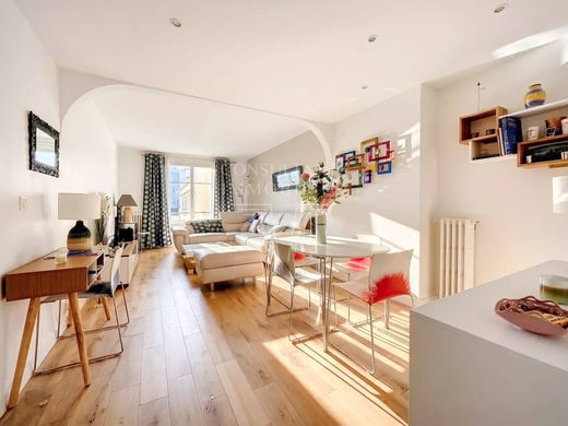Apartment in La Muette, Auteuil, Porte Dauphine, Paris