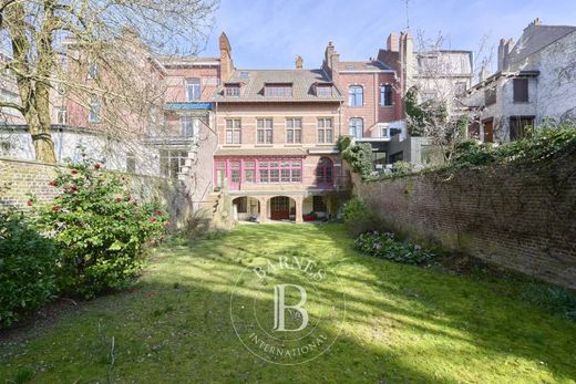 Luxury home in La Madeleine, North