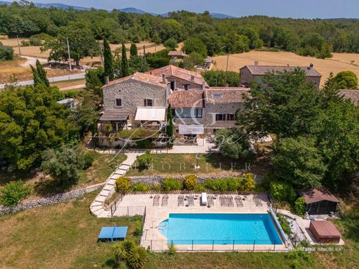 Demeure ou Maison de Campagne à Fayence, Var