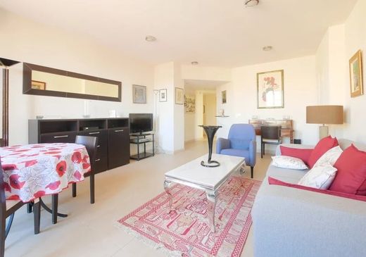 Apartment / Etagenwohnung in Nizza, Alpes-Maritimes