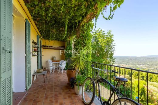Luxury home in Montauroux, Var