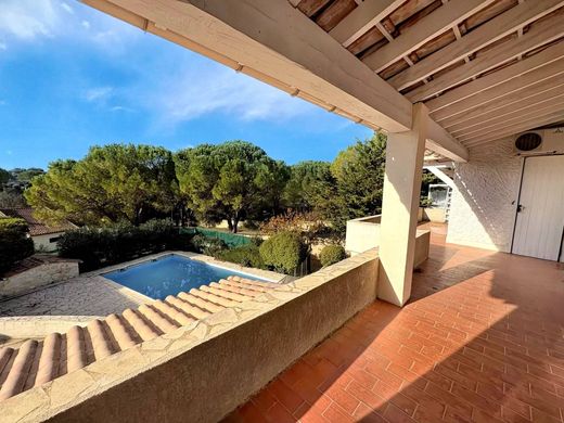 Villa a Langlade, Gard