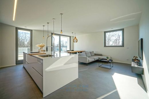 Apartment for sale in Pontpierre