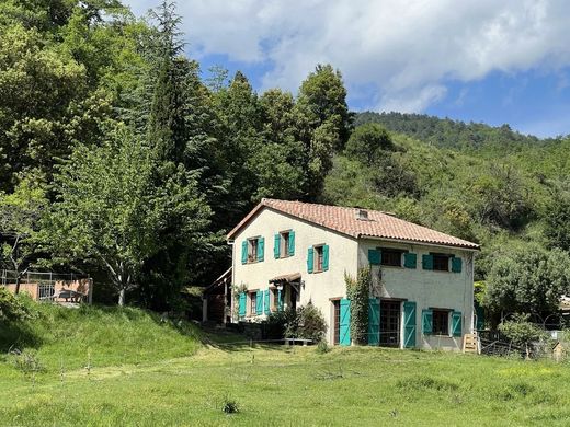 Maison de luxe à Espéraza, Aude