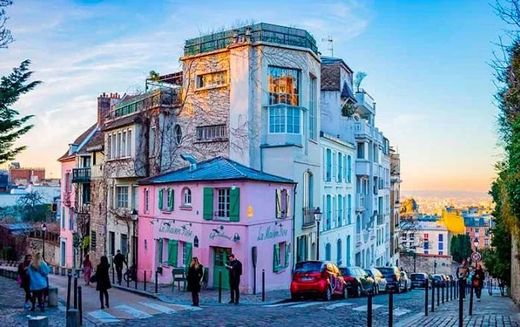 Apartment / Etagenwohnung in Montmartre, Abbesses, Grandes-Carrières, Paris