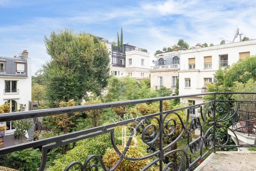 Luxury home in Neuilly-sur-Seine, Hauts-de-Seine