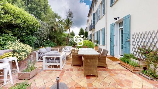 Casa de lujo en Cogolin, Var