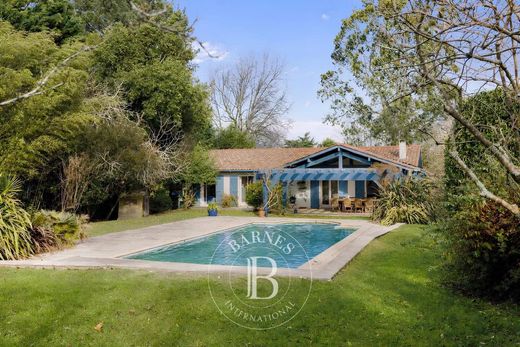 Элитный дом, Bayonne, Pyrénées-Atlantiques