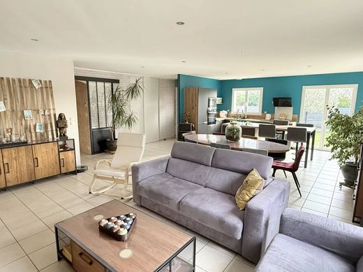 Luxus-Haus in Saint-Brevin-les-Pins, Loire-Atlantique