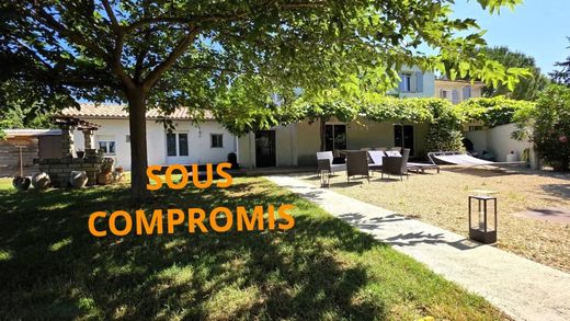 Casa de lujo en Saint-Cannat, Bocas del Ródano