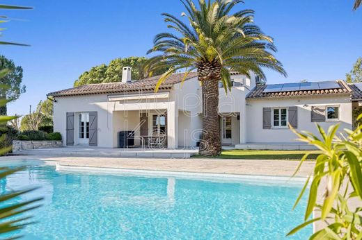 Luksusowy dom w Roquebrune-sur-Argens, Var