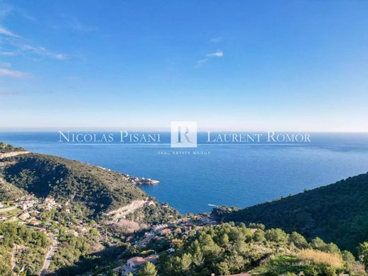 Grond in Èze, Alpes-Maritimes