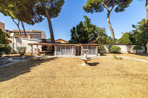 Casa di lusso a Cagnes-sur-Mer, Alpi Marittime