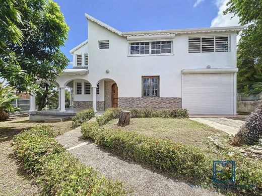 Βίλα σε Sainte-Anne, Guadeloupe