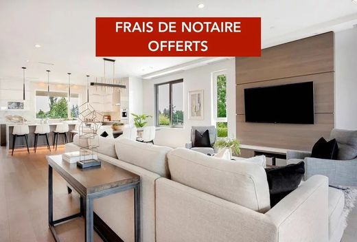 Apartment in Courbevoie, Hauts-de-Seine